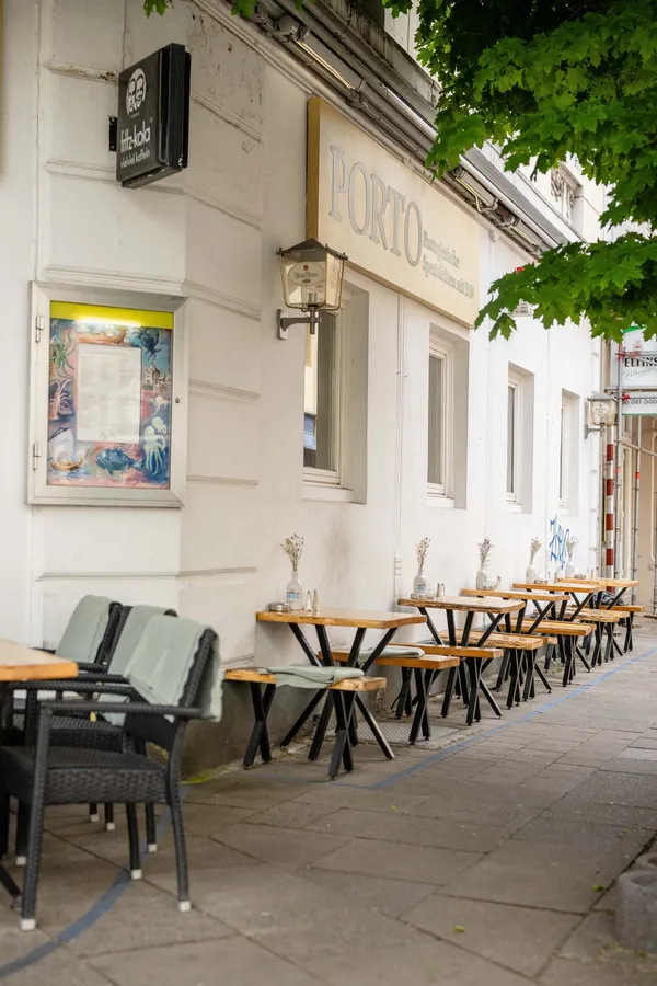 The terrace of Restaurante Porto on Ditmar-Koel-Straße